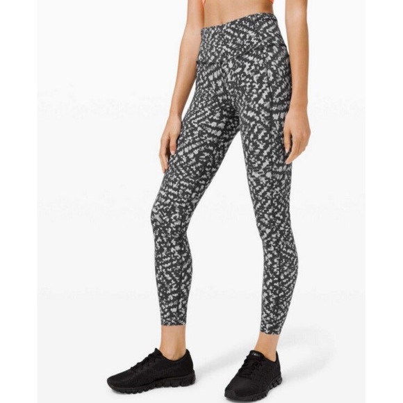 Lululemon fast and free - Picture 2 of 5